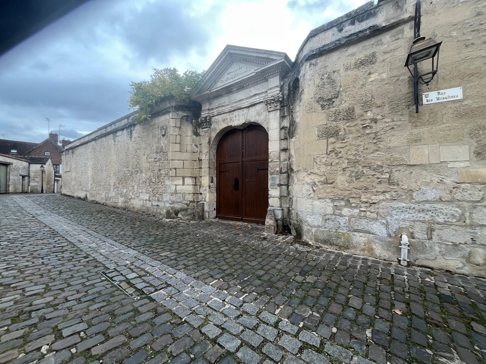 Les Ursulines et l'ancien château-fort