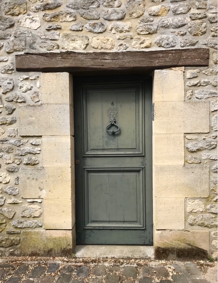 Exemple d’une porte d’entrée pleine à 1 vantail